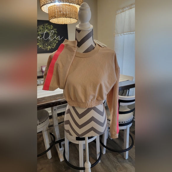 ASOS NWT Sweat Outfit with neon stripe detail size US 8 UK 12 - Picture 2 of 6